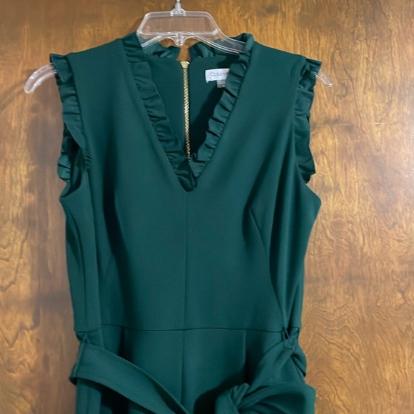 Calvin Klein Pants - Forest Green Calvin Klein Belted Jumpsuit with Ruffle Neck & Sleeves Size 8